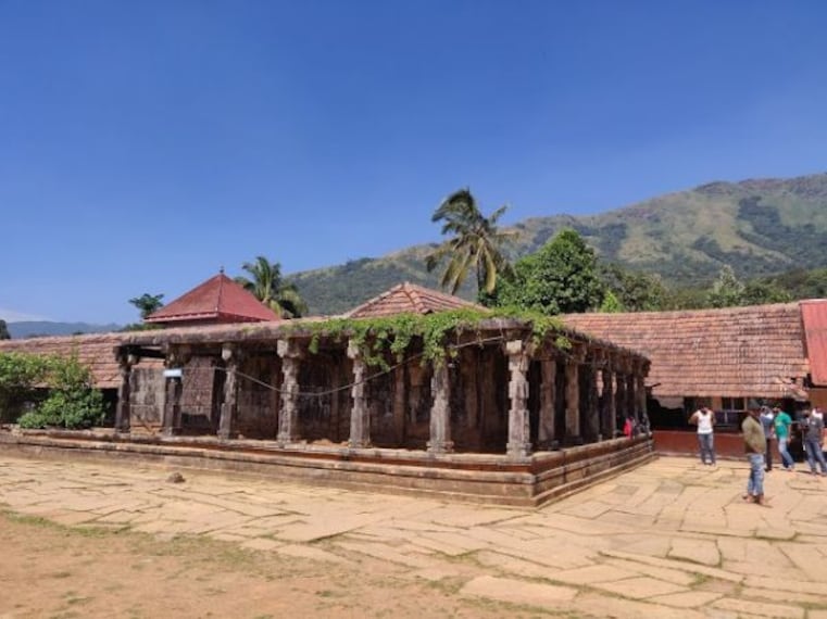 Thirunelli Temple-3